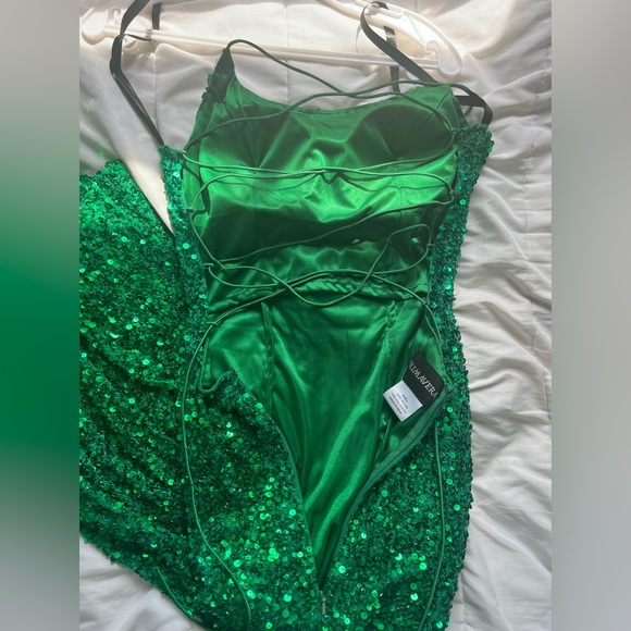 Primavera Couture Prom Dress - Picture 5 of 7